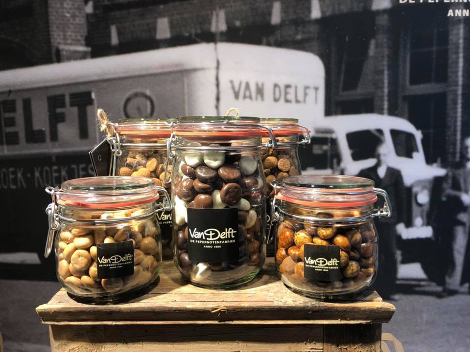 Pepernoten in weckpotje